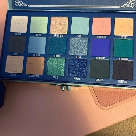 Jeffree Star Blue Blood Palette - Picture 3 of 5